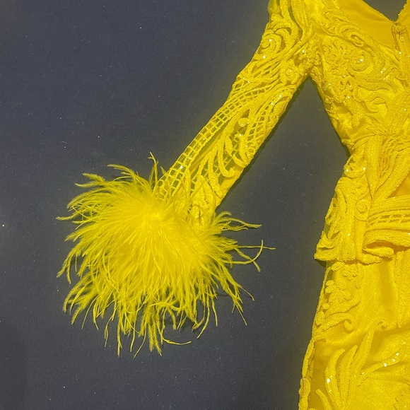 Prom Dress - Picture 2 of 6